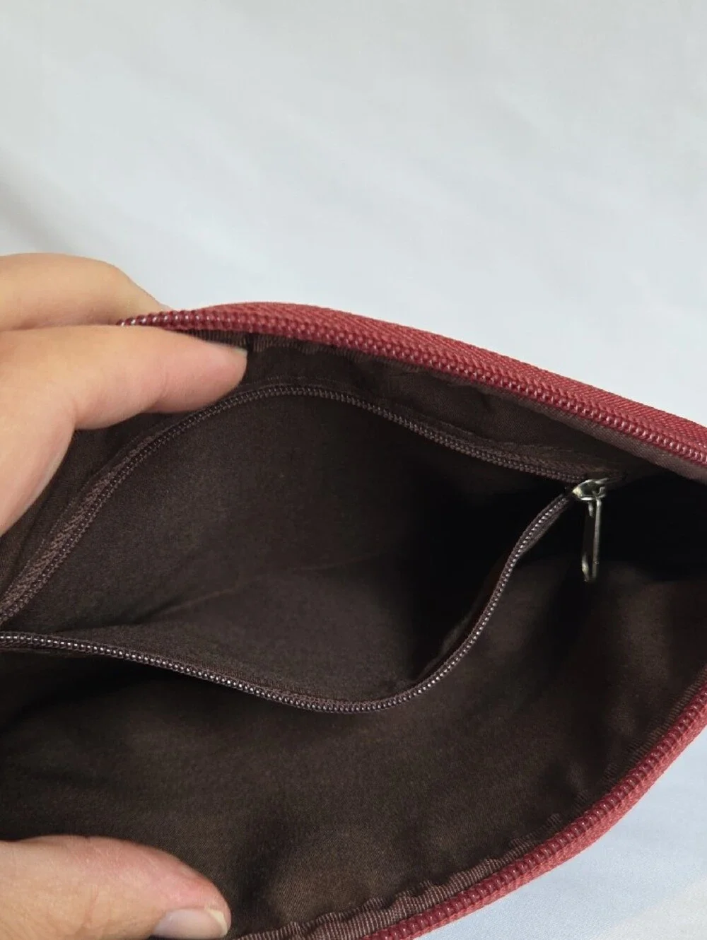Classic Women's Crossbody Bag in Deep Burgundy